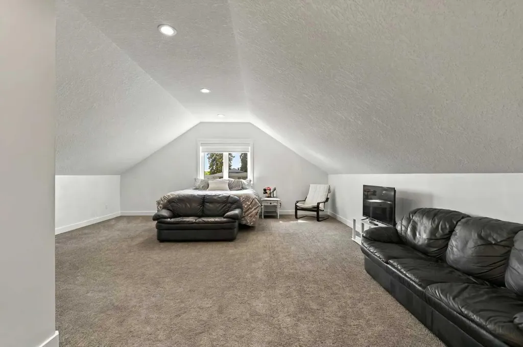 4714 Sakwatamau Drive Whitecourt AB T7S 1E1