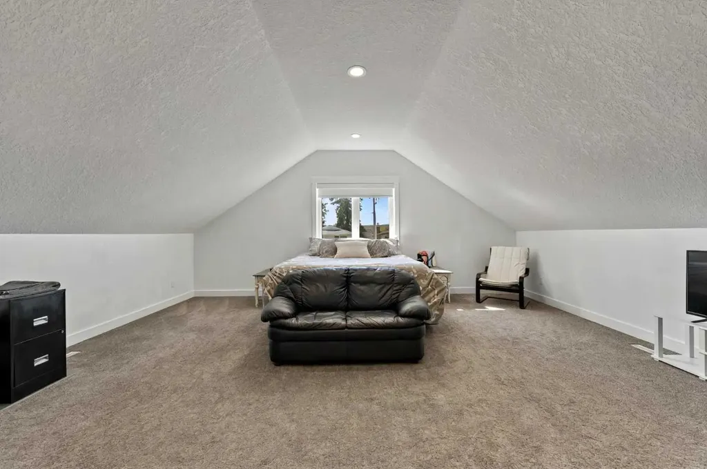 4714 Sakwatamau Drive Whitecourt AB T7S 1E1