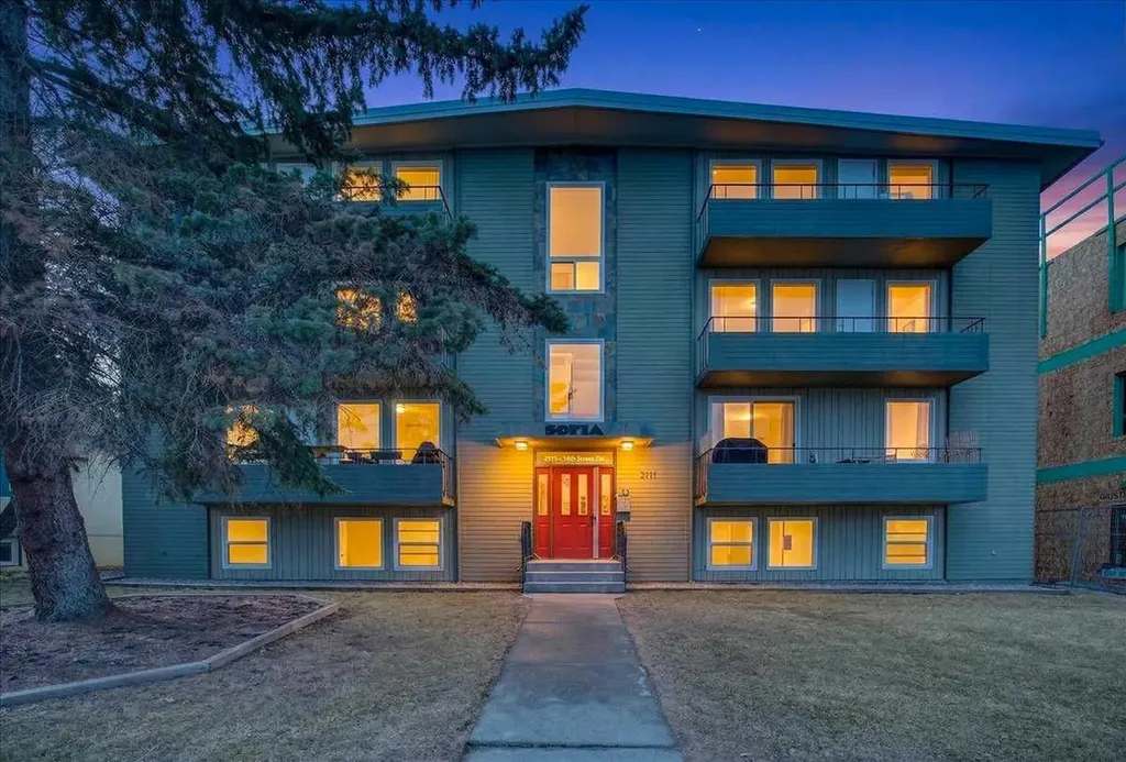 2111 14 Street Calgary AB T2B3M3