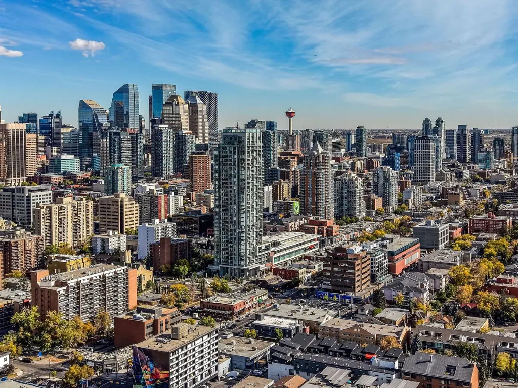 808 Royal Avenue SW Calgary AB T2T 0L3