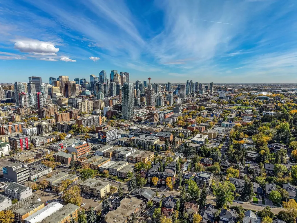 808 Royal Avenue SW Calgary AB T2T 0L3