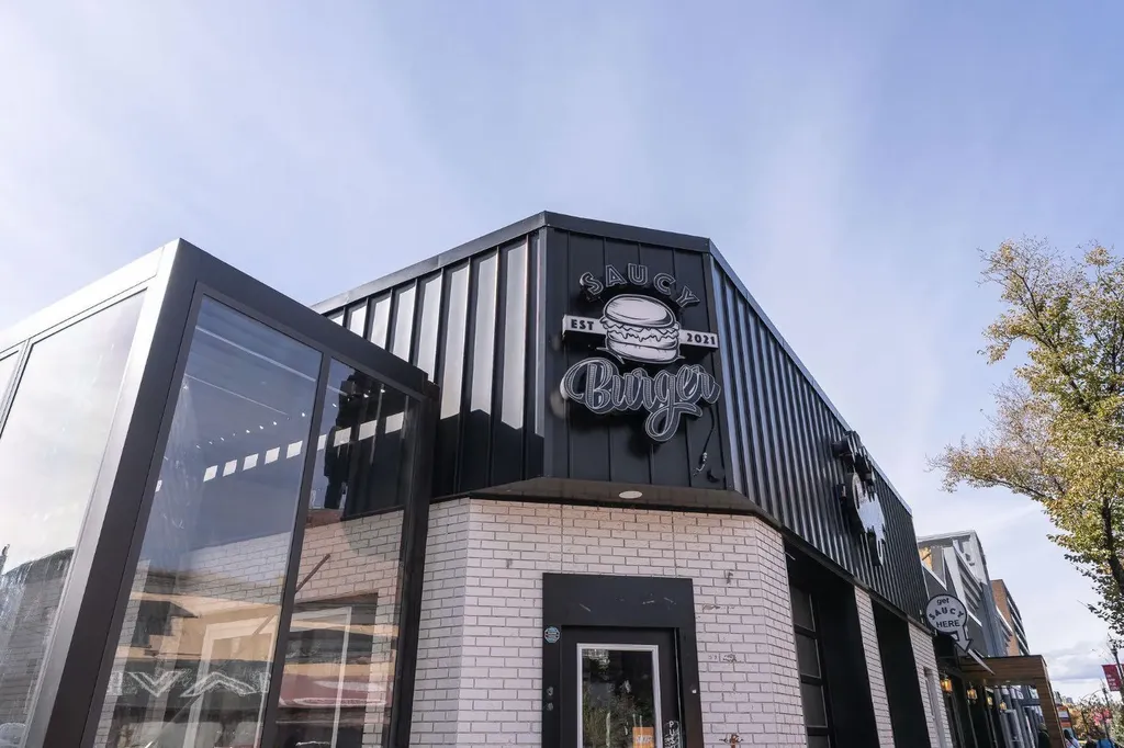 808 Royal Avenue SW Calgary AB T2T 0L3