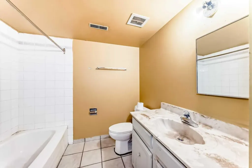 2610 Dover Ridge Drive SE Calgary AB T2B 2L3