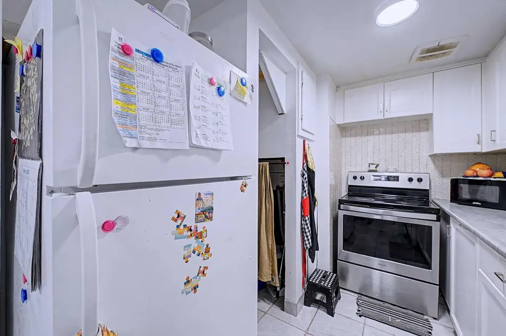 5404 10 Avenue SE Calgary AB T2A 5G4