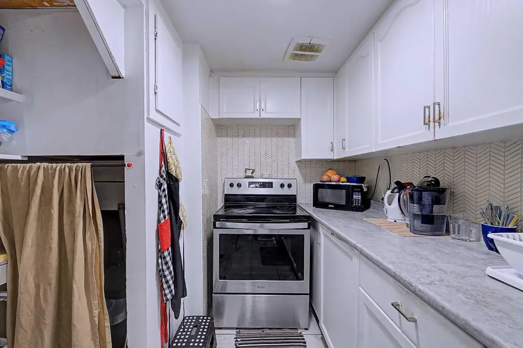 5404 10 Avenue SE Calgary AB T2A 5G4