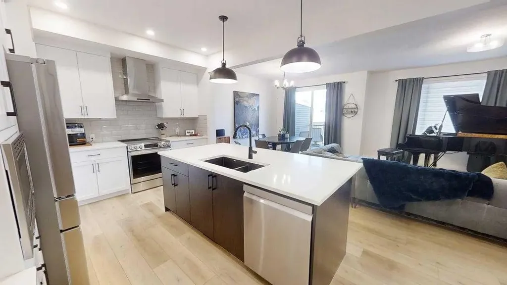 28 Aster Link Okotoks AB T1S 5Y1