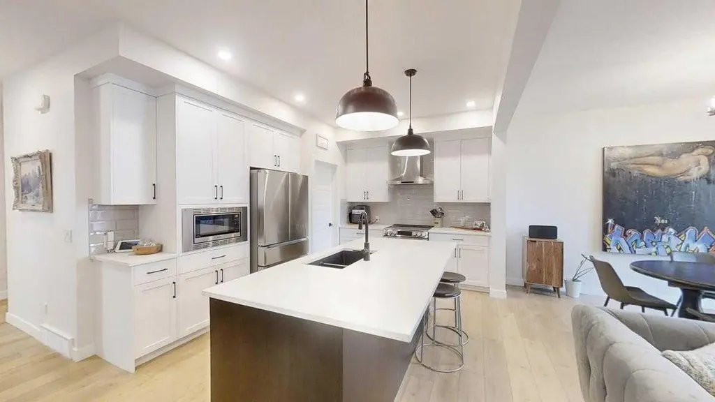 28 Aster Link Okotoks AB T1S 5Y1