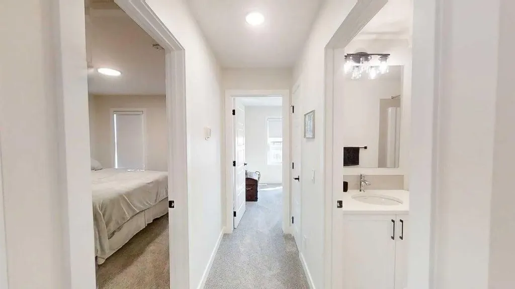 28 Aster Link Okotoks AB T1S 5Y1