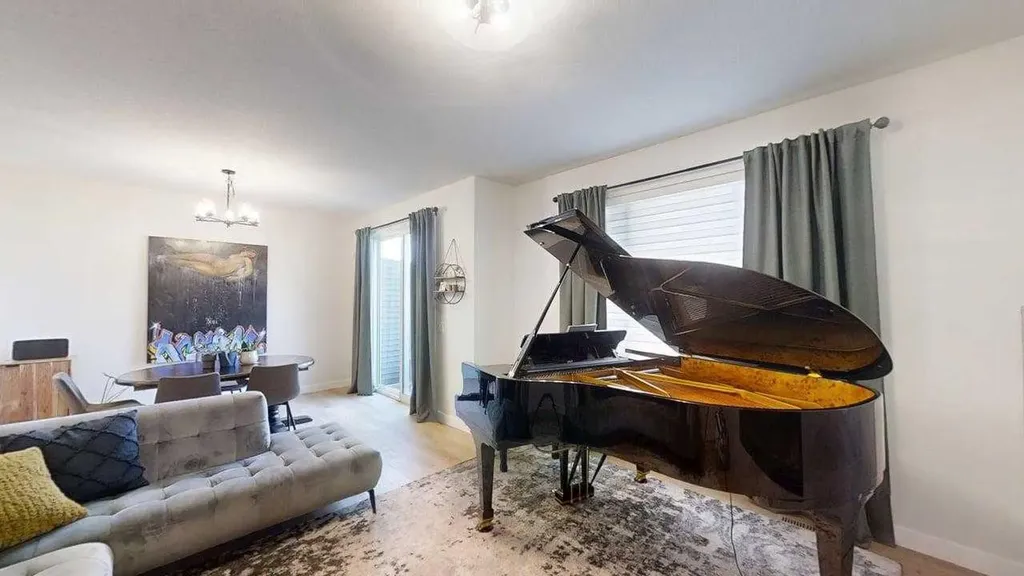 28 Aster Link Okotoks AB T1S 5Y1