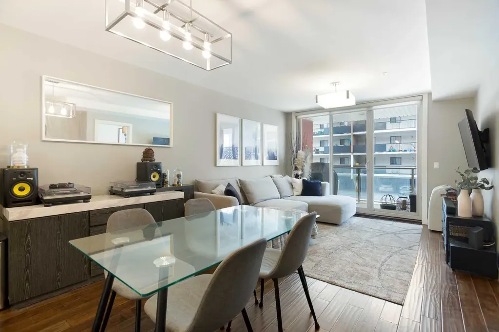 1029 15 Avenue SW Calgary AB T2R 0S5