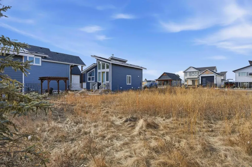 116 Cottageclub Drive Rural Rocky View County AB T4C 1B1