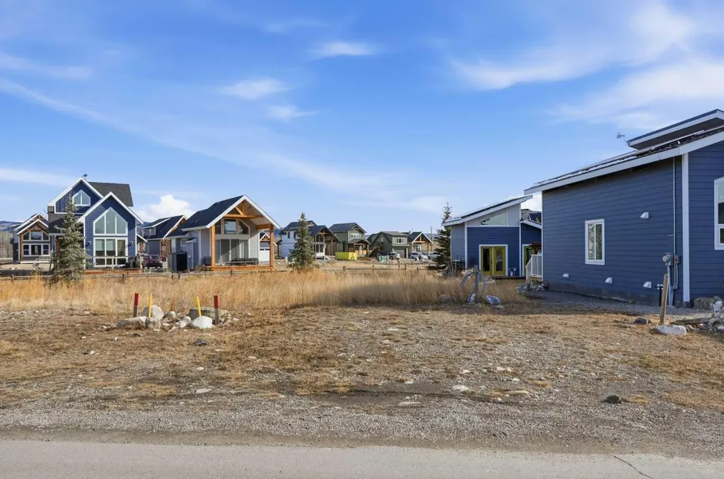 116 Cottageclub Drive Rural Rocky View County AB T4C 1B1