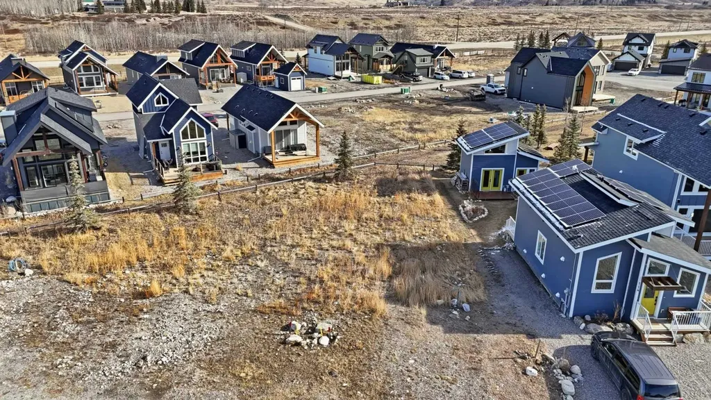 116 Cottageclub Drive Rural Rocky View County AB T4C 1B1