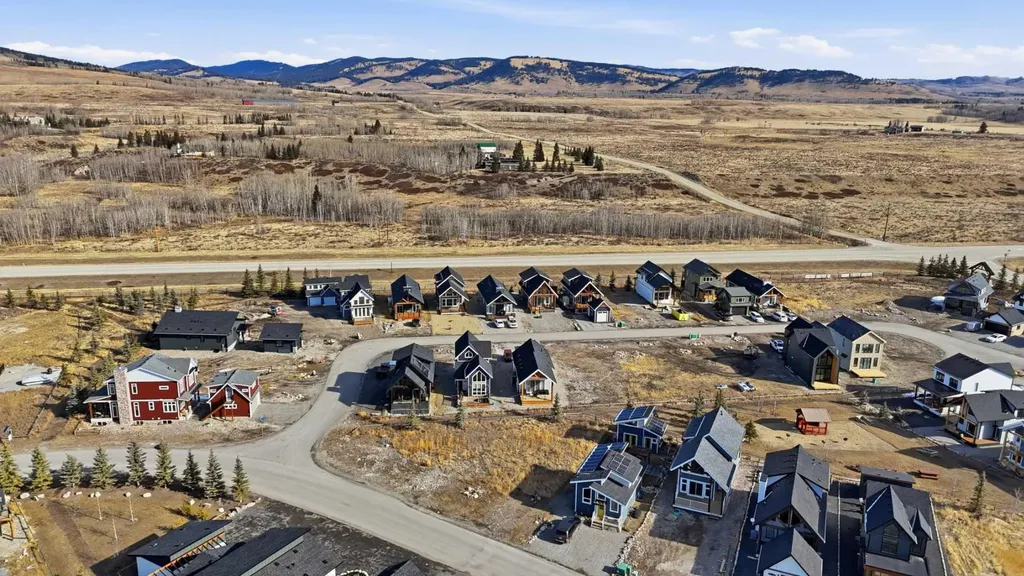 116 Cottageclub Drive Rural Rocky View County AB T4C 1B1