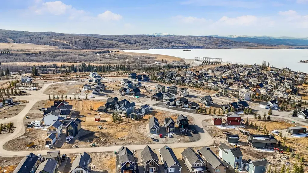 116 Cottageclub Drive Rural Rocky View County AB T4C 1B1