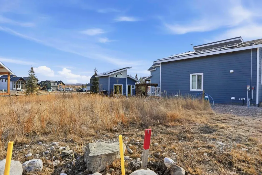 116 Cottageclub Drive Rural Rocky View County AB T4C 1B1