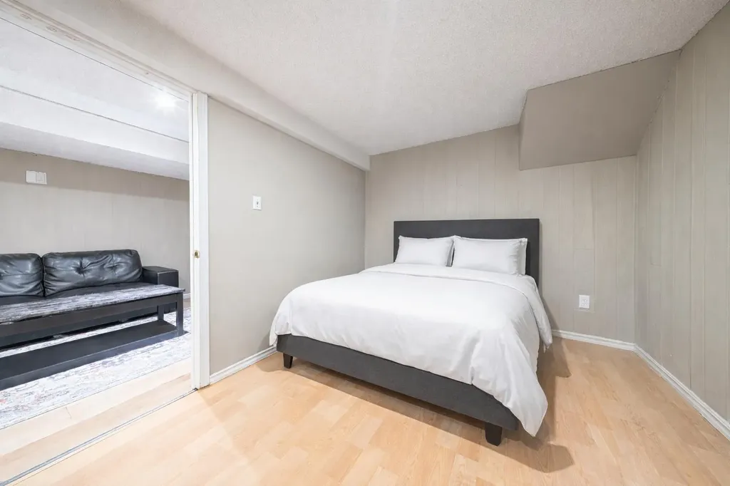 65 Northey Avenue Red Deer AB T4P1R3