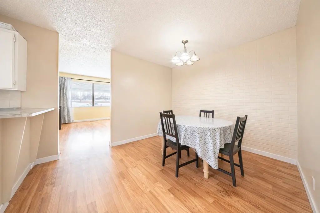 65 Northey Avenue Red Deer AB T4P1R3