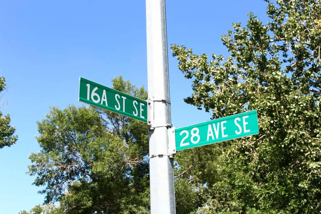 2740 16a Street SE Calgary AB T2G 3T2