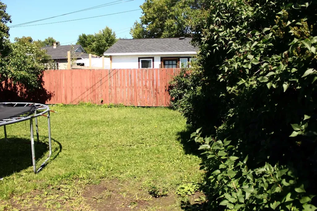 2740 16a Street SE Calgary AB T2G 3T2
