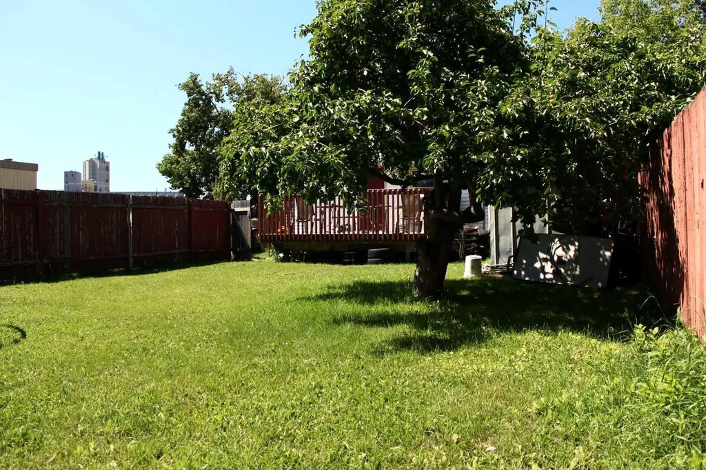 2740 16a Street SE Calgary AB T2G 3T2