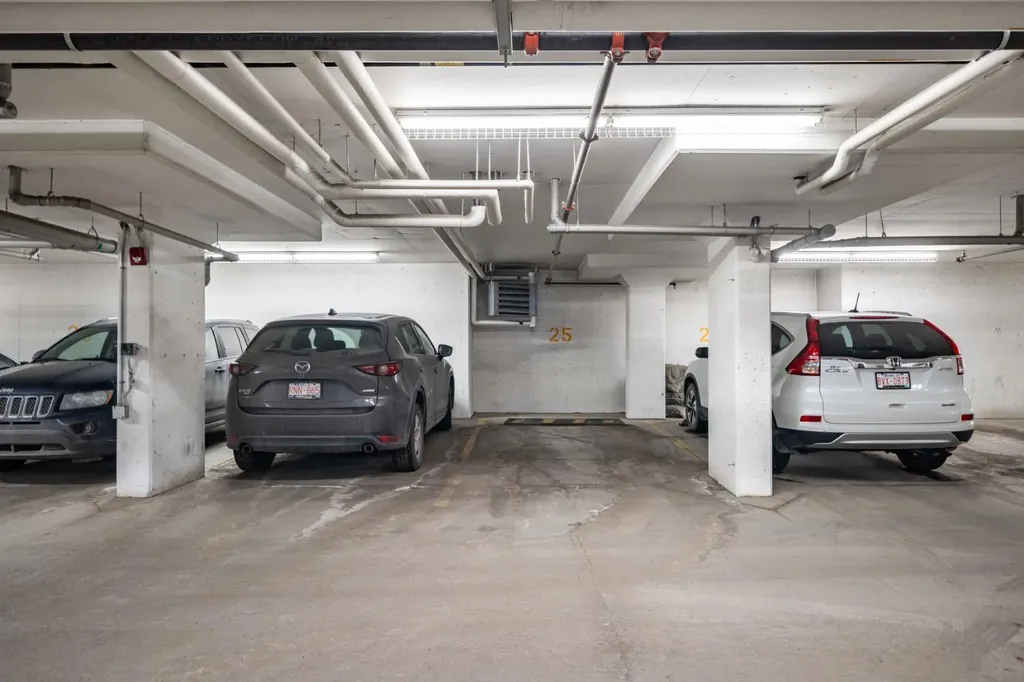16 Sage Hill Terrace NW Calgary AB T3R 0W7