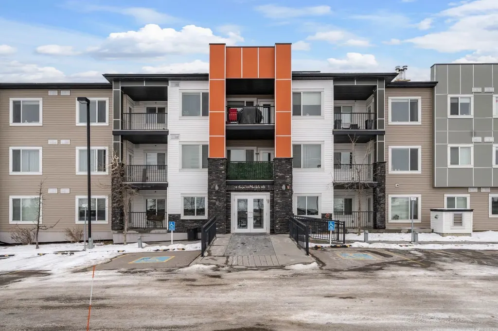 16 Sage Hill Terrace NW Calgary AB T3R 0W7