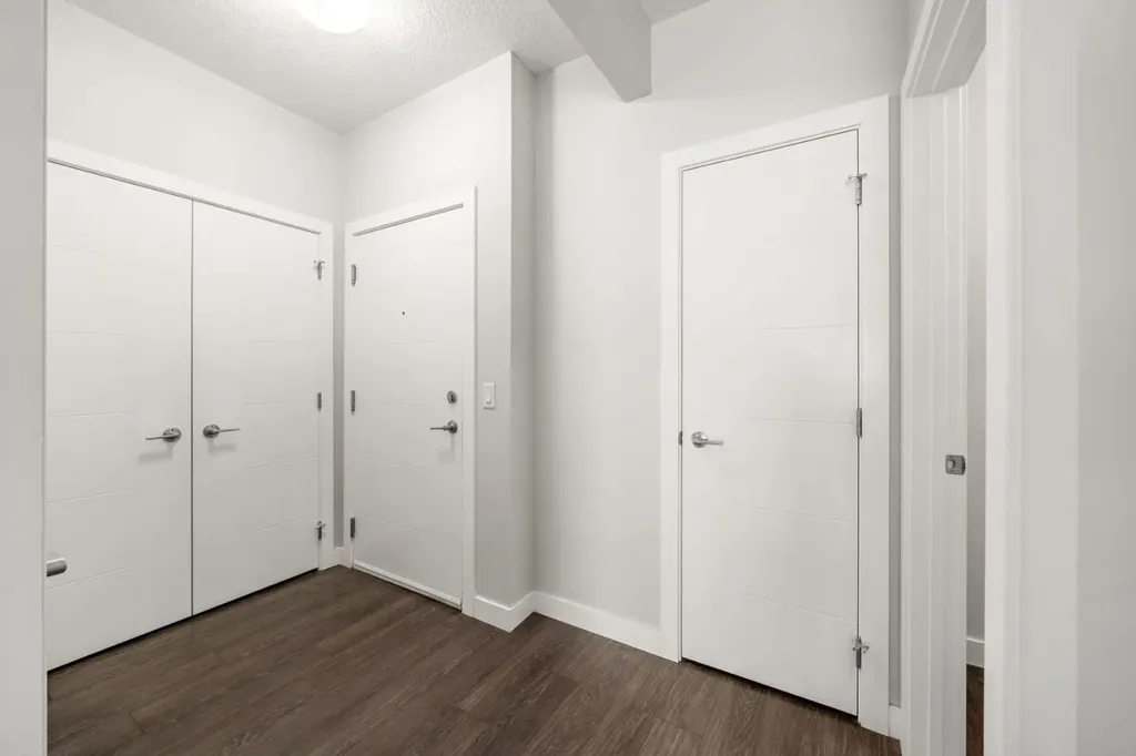 16 Sage Hill Terrace NW Calgary AB T3R 0W7