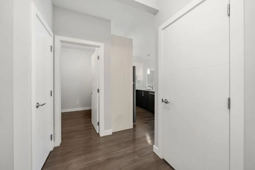16 Sage Hill Terrace NW Calgary AB T3R 0W7