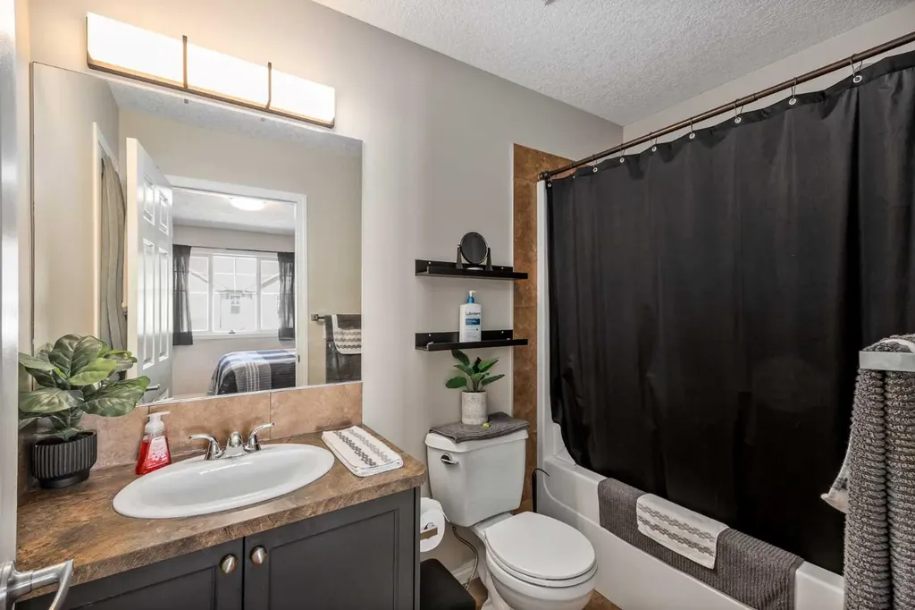 620 Luxstone Landing SW Airdrie AB T4B 0B6