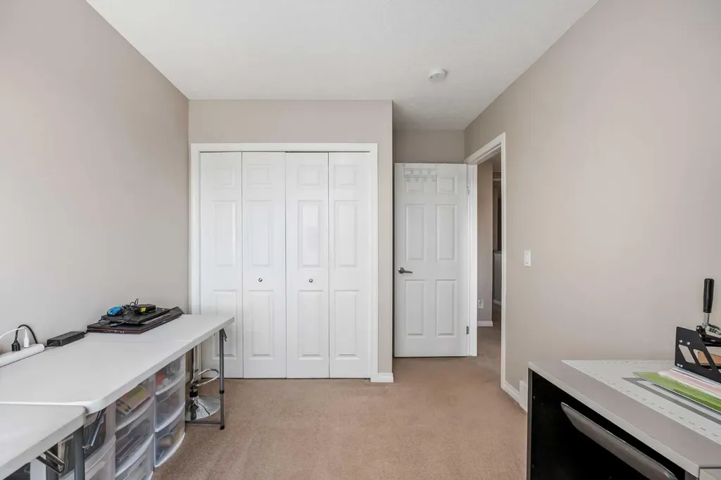620 Luxstone Landing SW Airdrie AB T4B 0B6
