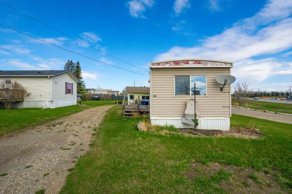 804 Center Street Carstairs AB T0M0N0
