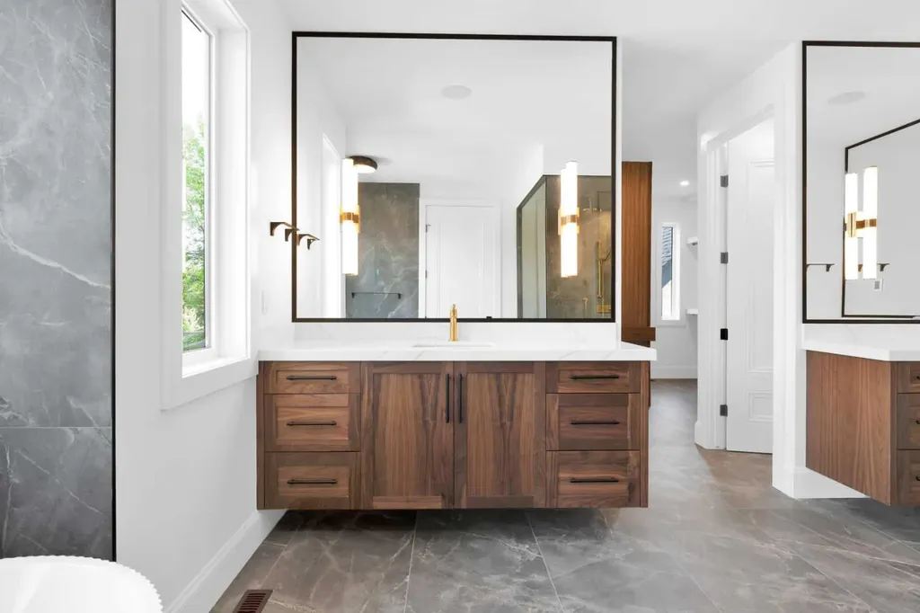 1605 9 Street NW Calgary AB T2M3L5