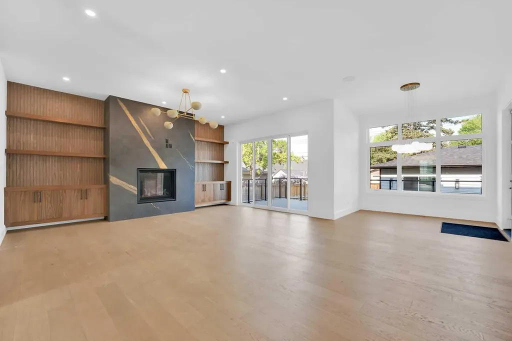 1605 9 Street NW Calgary AB T2M3L5