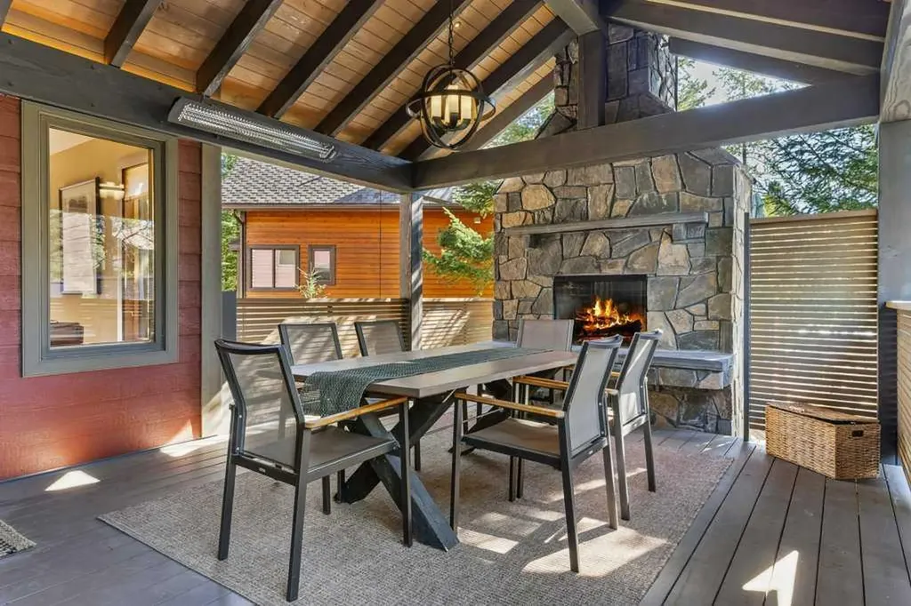 16 Blue Grouse Ridge Canmore AB T1W 1L5