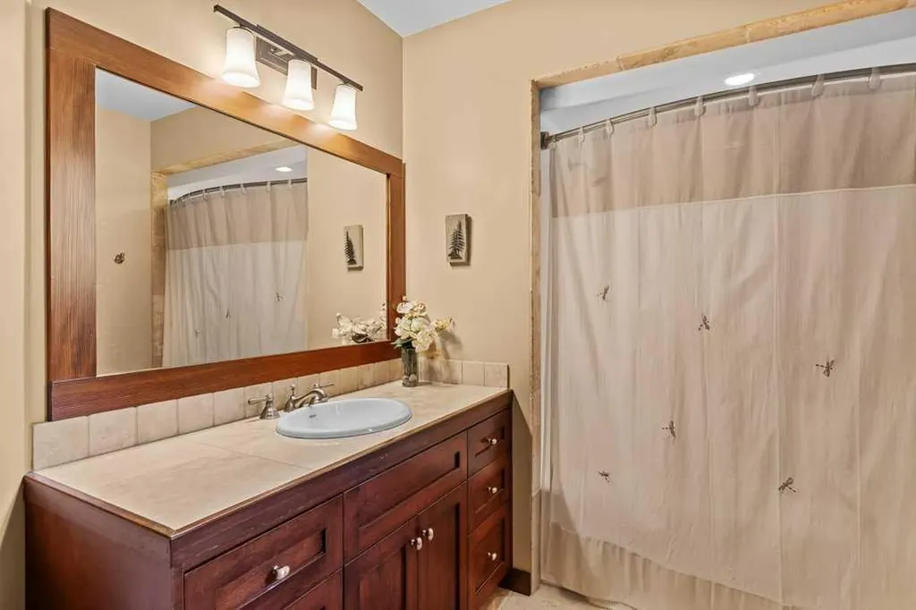 16 Blue Grouse Ridge Canmore AB T1W 1L5
