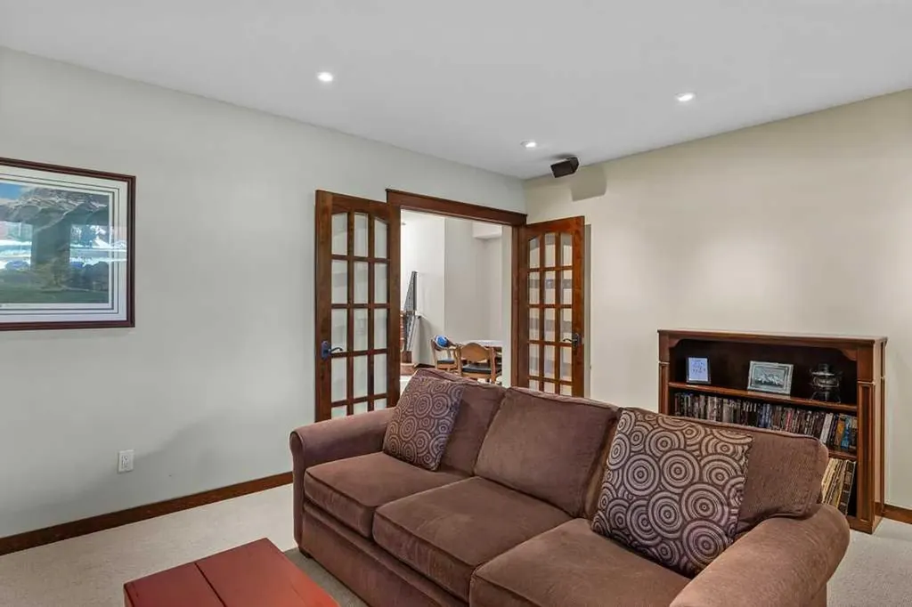 16 Blue Grouse Ridge Canmore AB T1W 1L5