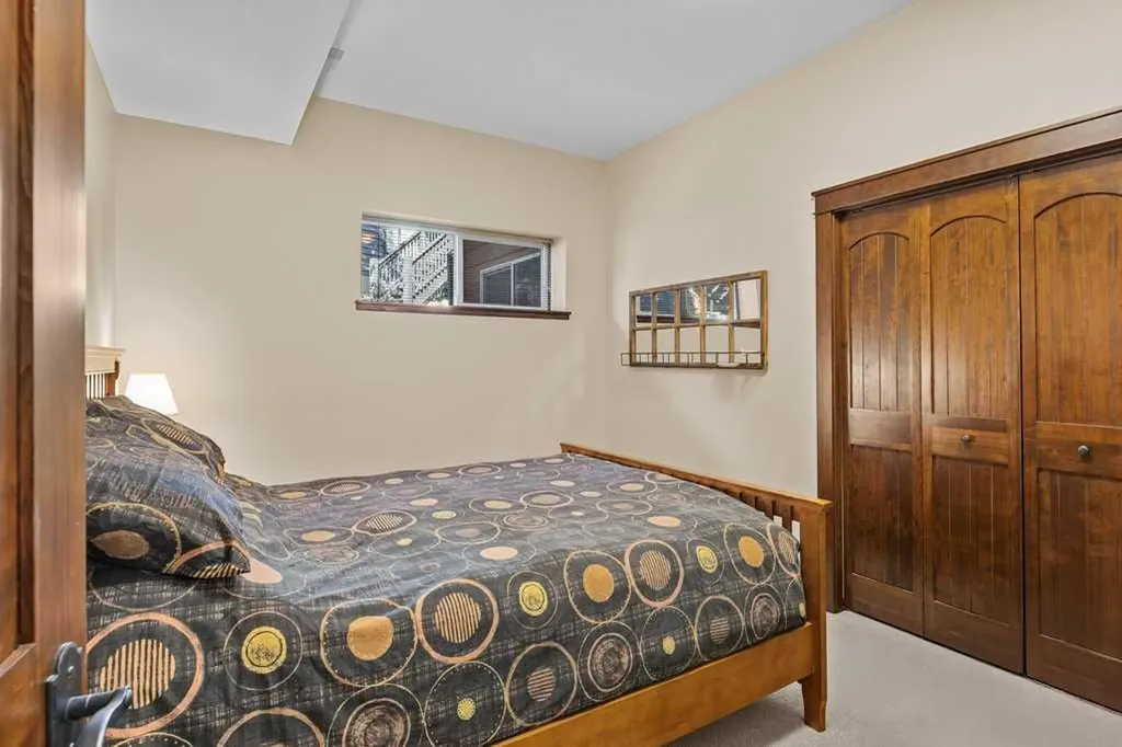 16 Blue Grouse Ridge Canmore AB T1W 1L5