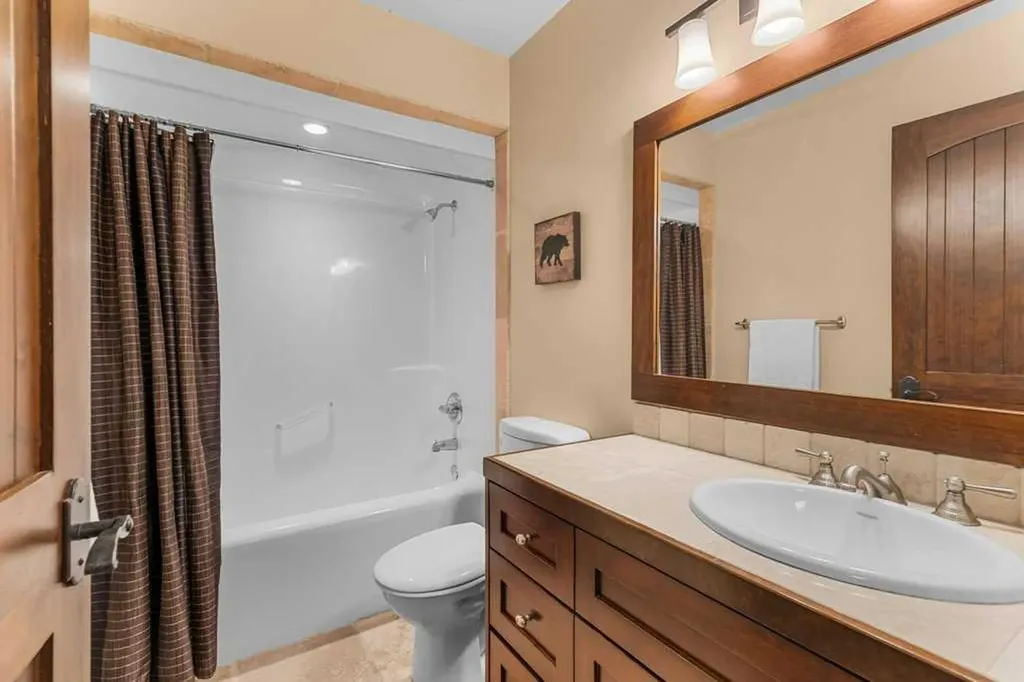 16 Blue Grouse Ridge Canmore AB T1W 1L5