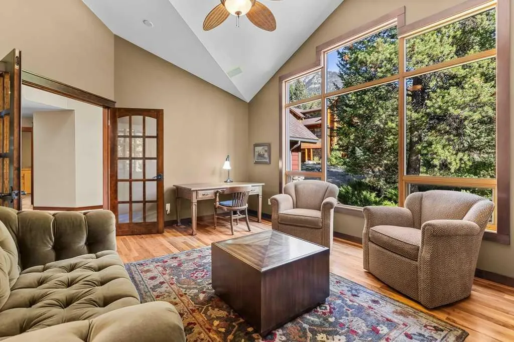 16 Blue Grouse Ridge Canmore AB T1W 1L5