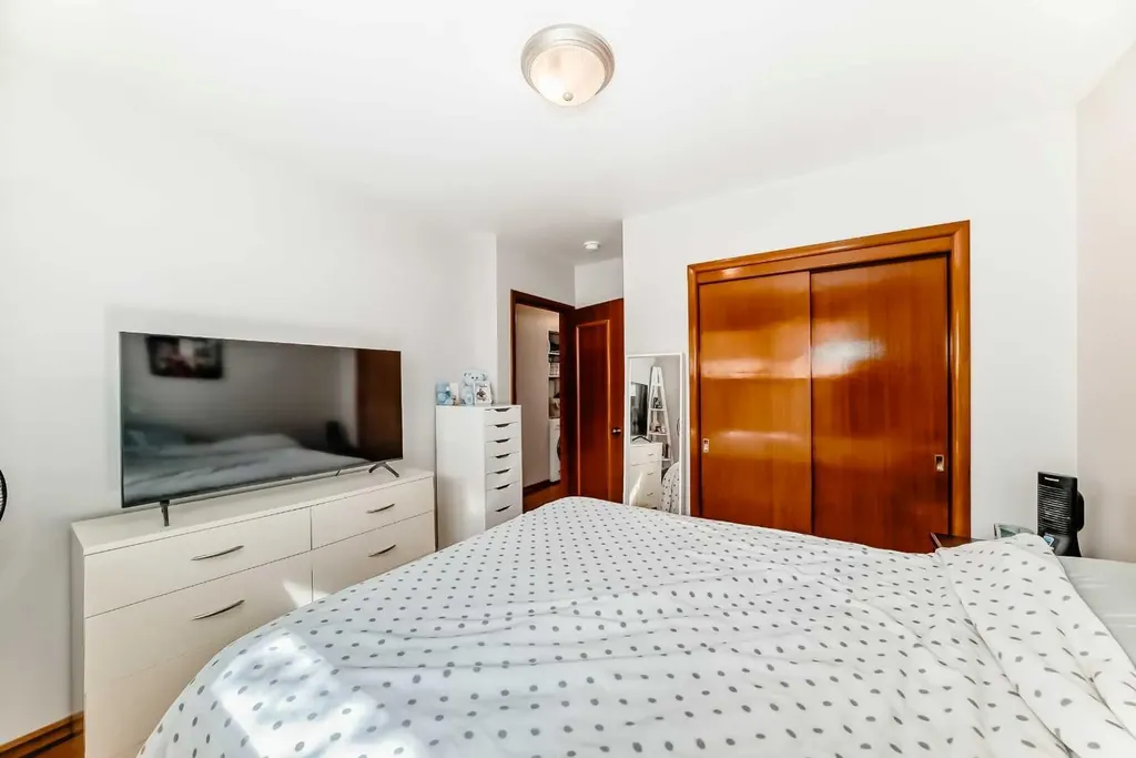 1415 Rosehill Drive NW Calgary AB T2K 1M3