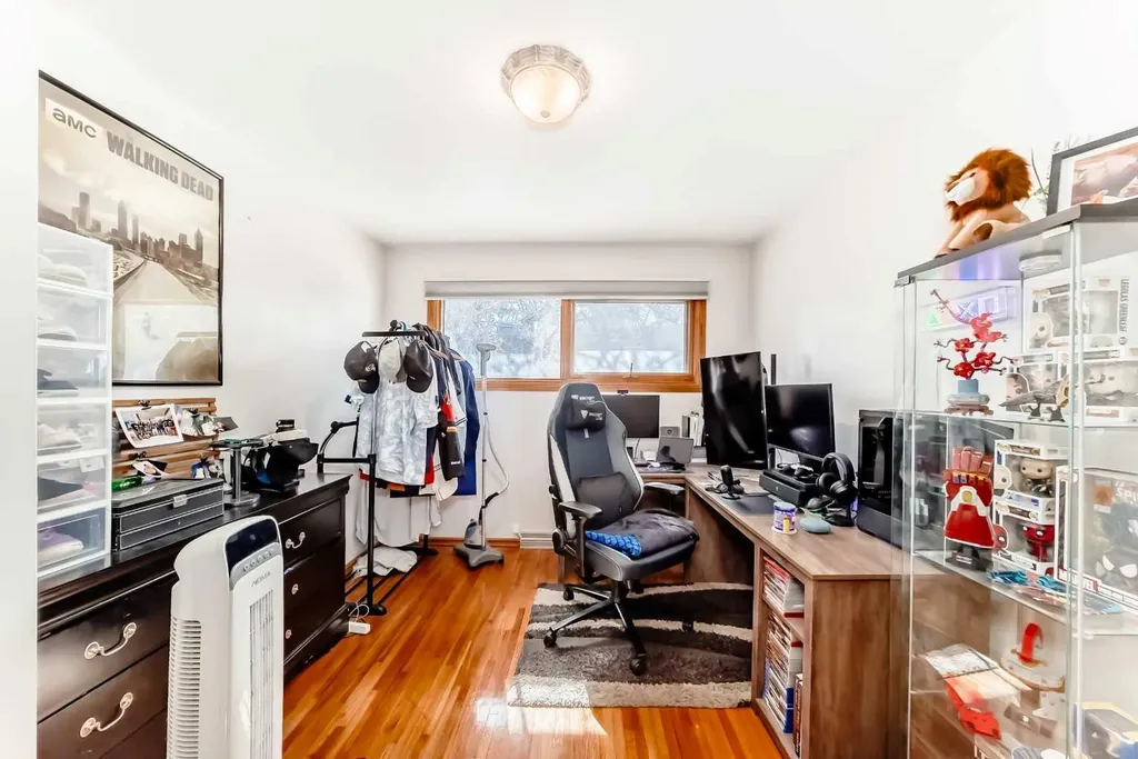 1415 Rosehill Drive NW Calgary AB T2K 1M3