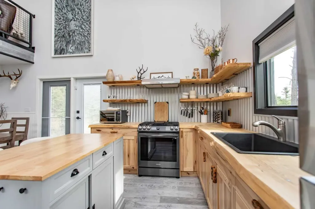 1254 Tamarack Trail Nordegg AB T0M 0C6