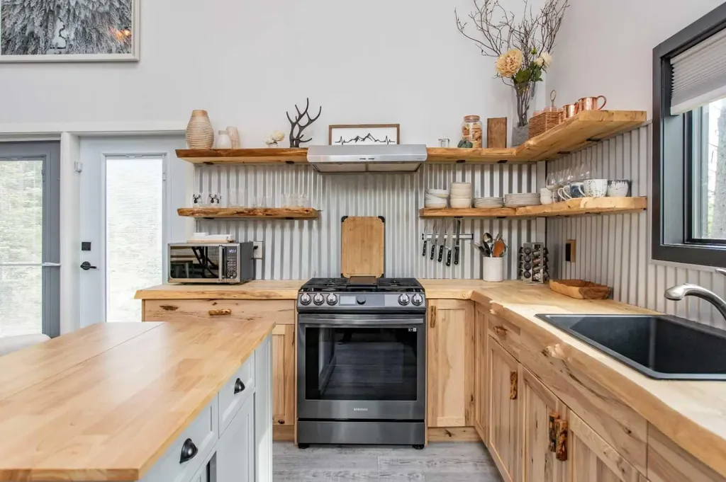1254 Tamarack Trail Nordegg AB T0M 0C6