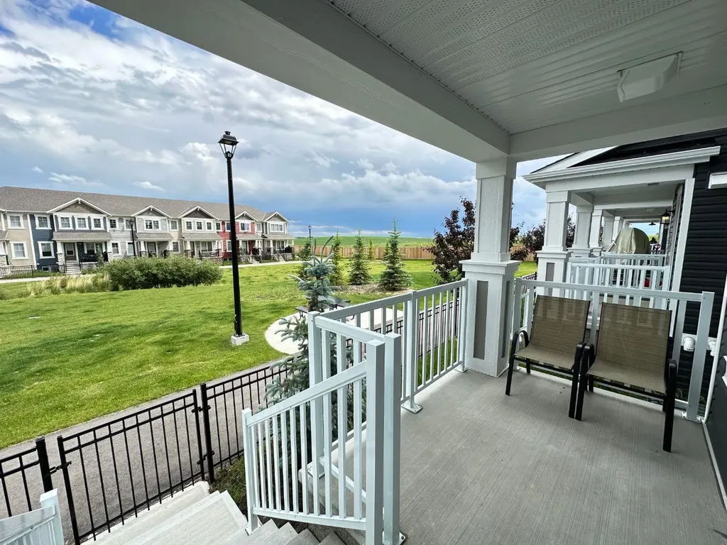 2232 Windbury Greenway SW Airdrie AB T4B 5L2
