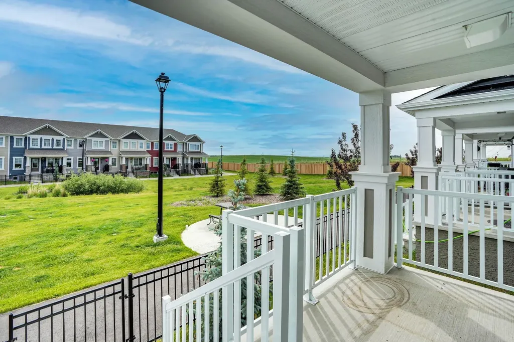 2232 Windbury Greenway SW Airdrie AB T4B 5L3