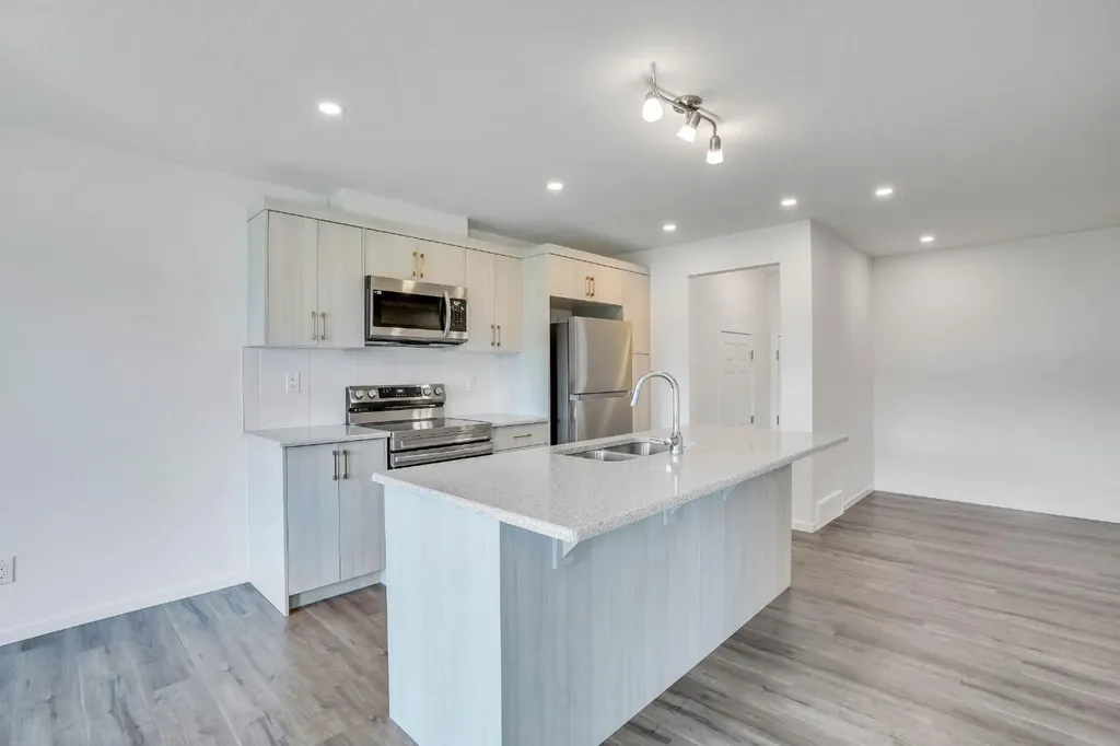 2232 Windbury Greenway SW Airdrie AB T4B 5L3