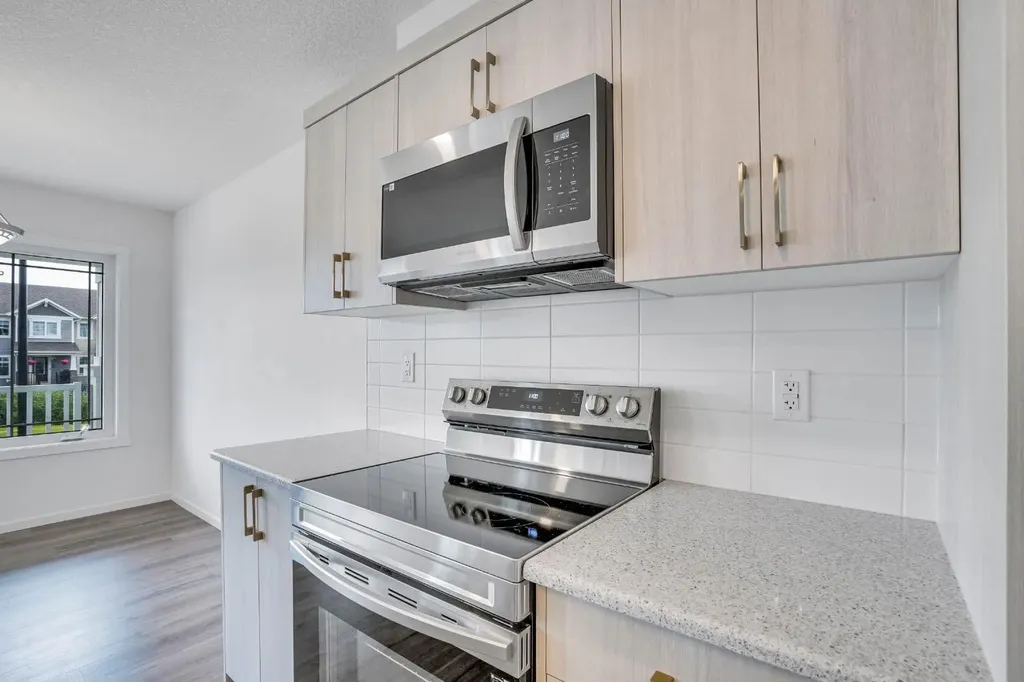 2232 Windbury Greenway SW Airdrie AB T4B 5L3