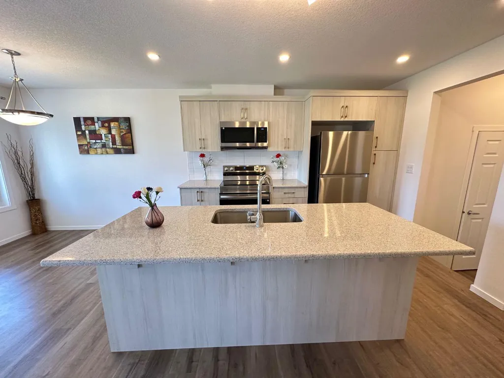 2232 Windbury Greenway SW Airdrie AB T4B 5L2
