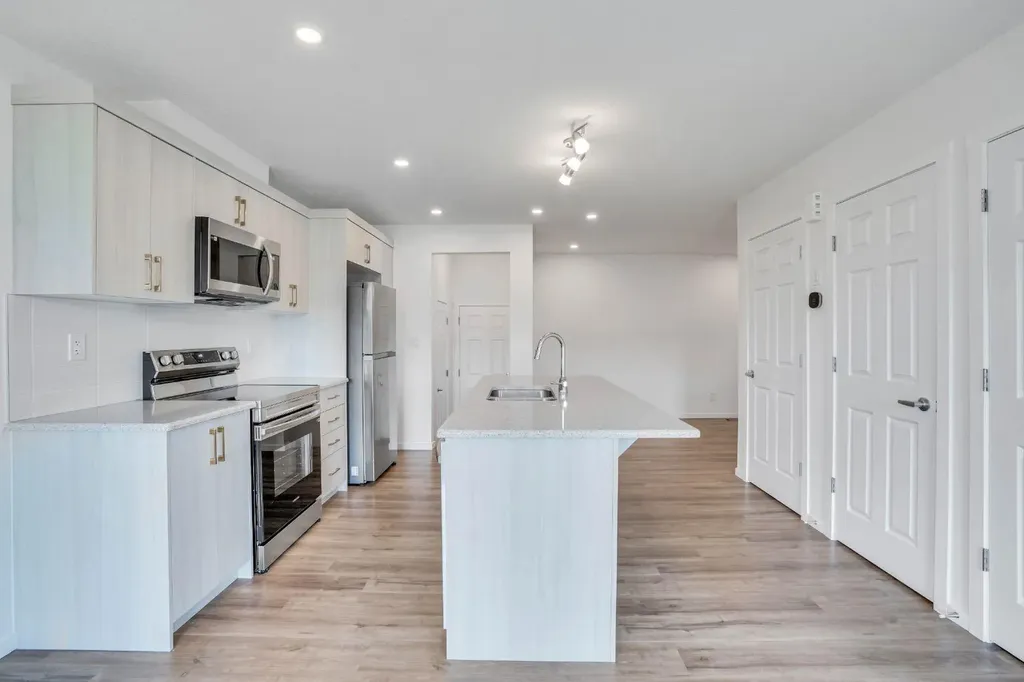 2232 Windbury Greenway SW Airdrie AB T4B 5L3